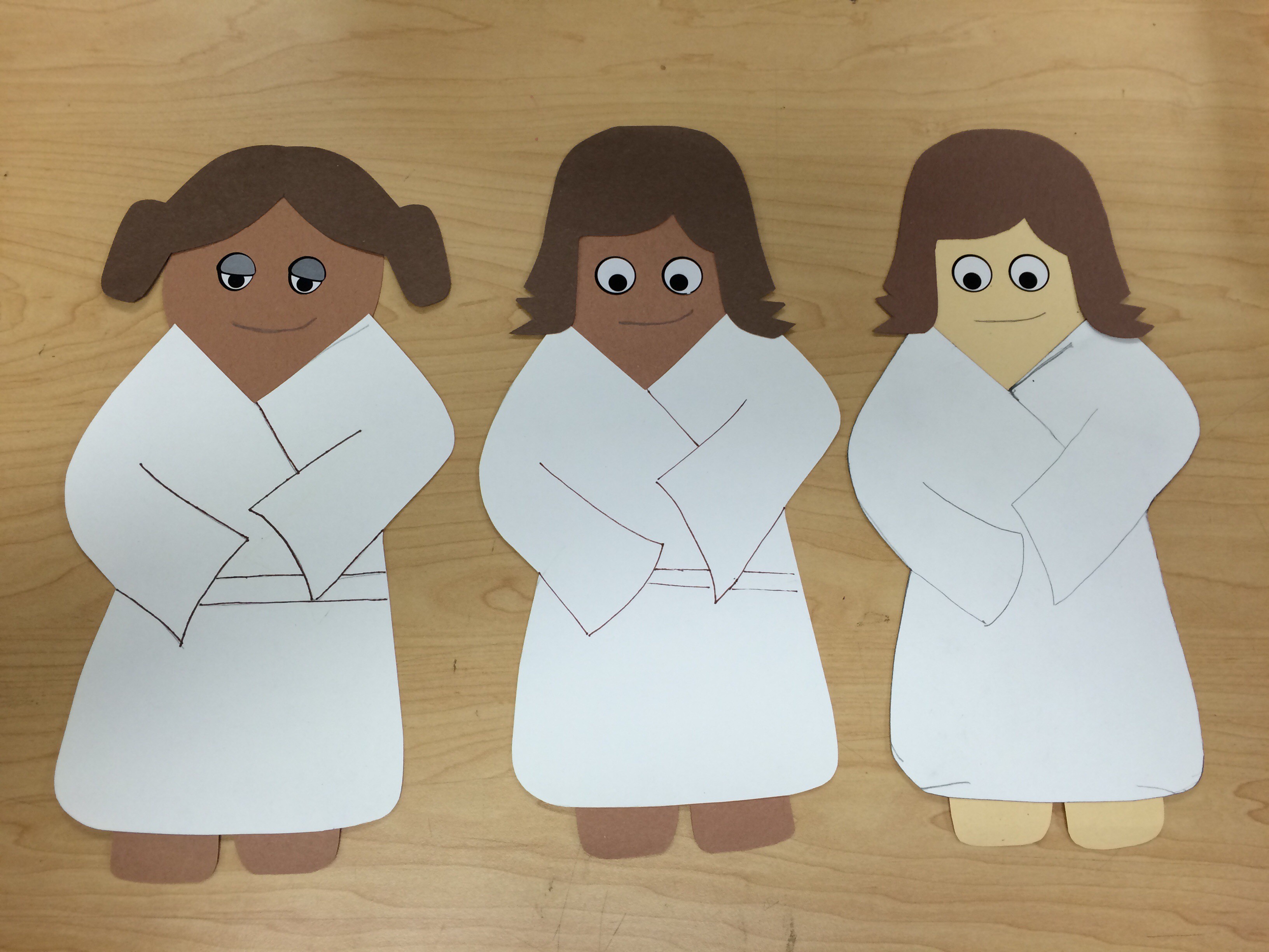 Easy Star Wars Craft with Construction Paper: Leia, Luke, Yoda, and Darth  Vader